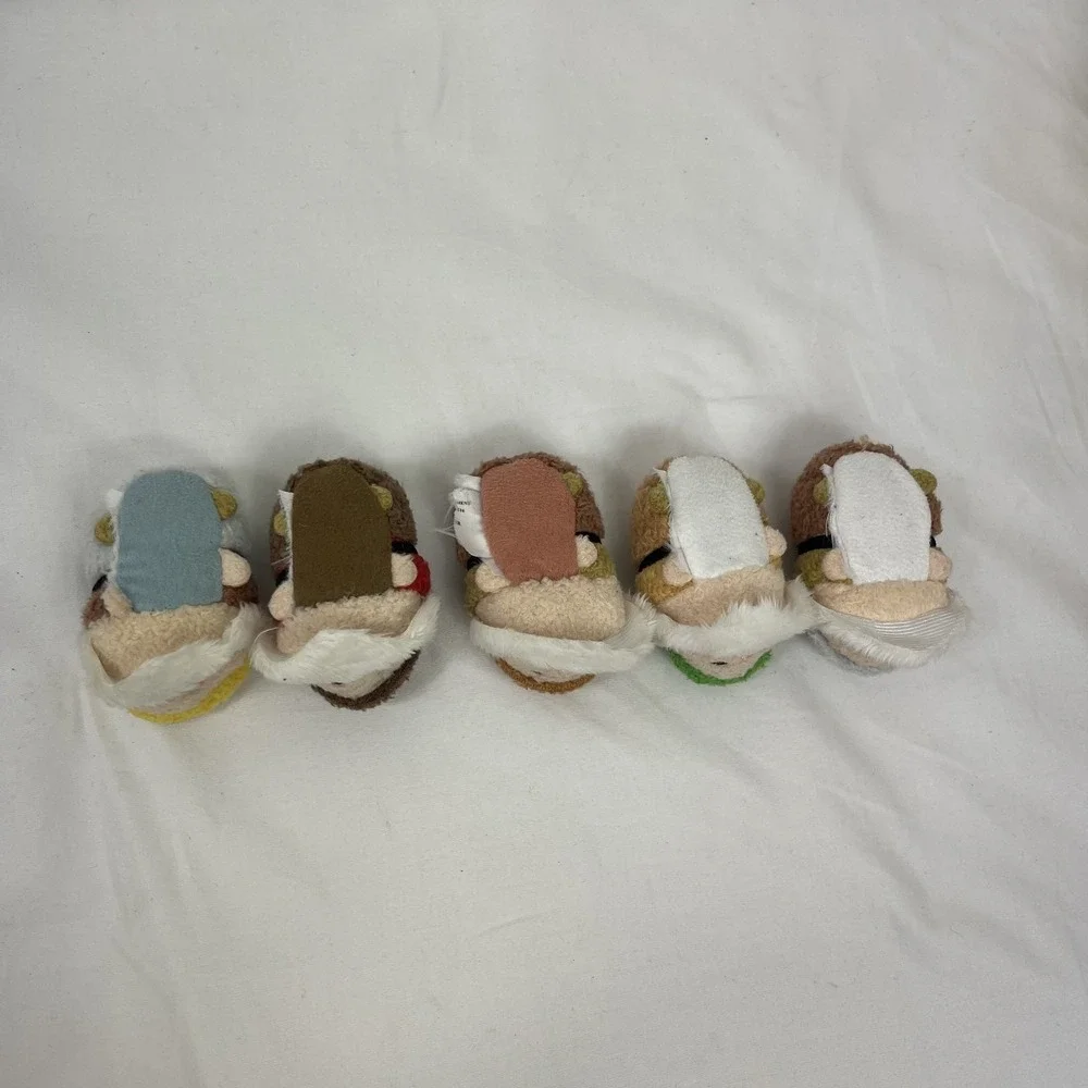 Disney Parks Tsum Tsum Snow White & The Seven Dwarfs Cottage Plush 5‎ Only READ